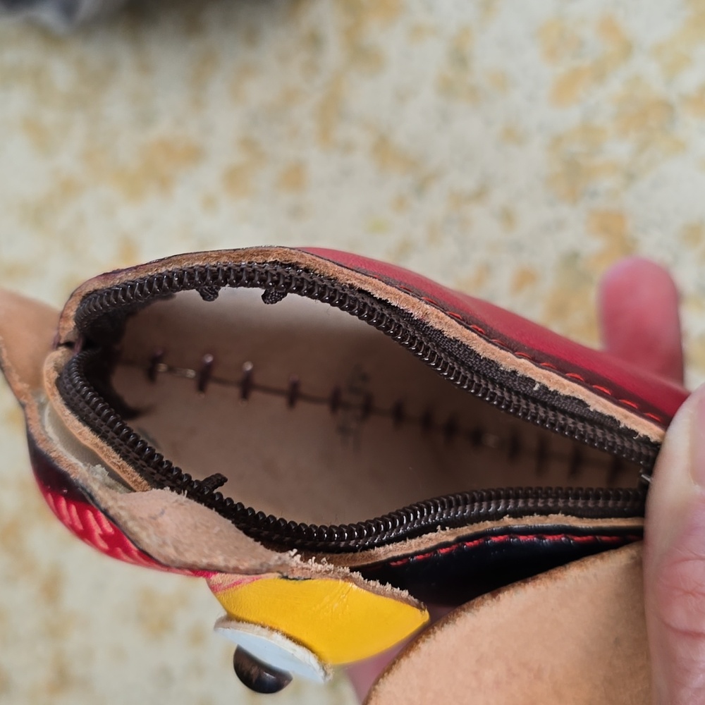Leather Fox Keychain - Picture 3 of 4
